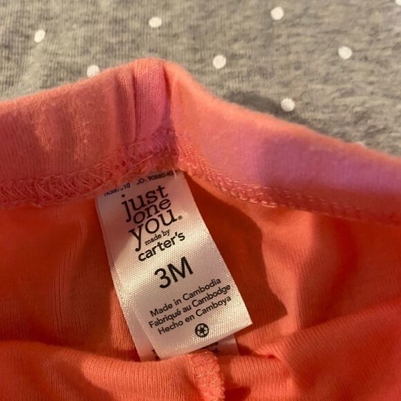 2 Carters 3-6 months outfit includes 2 onesie and 2 pants NWOT pink white gray - Picture 3 of 5